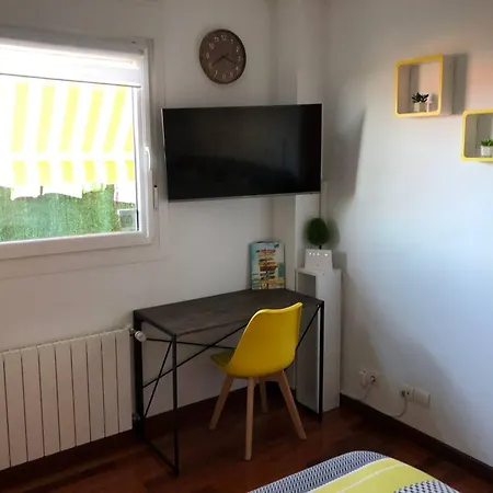 One Bedroom At 300 M Away From The Beach With Shared Pool And Wifi *