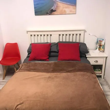 One Bedroom At 300 M Away From The Beach With Shared Pool And Wifi Mogro