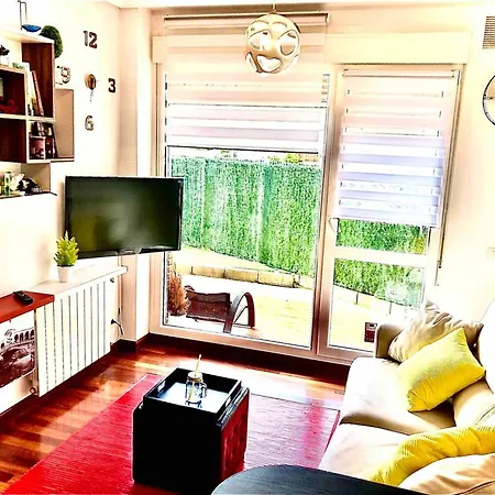 Appartement One Bedroom At 300 M Away From The Beach With Shared Pool And Wifi *