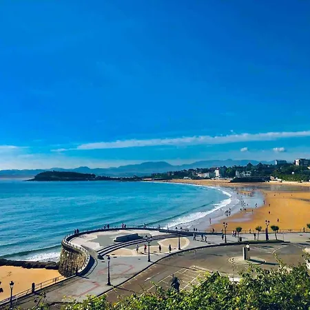 One Bedroom At 300 M Away From The Beach With Shared Pool And Wifi Appartement *