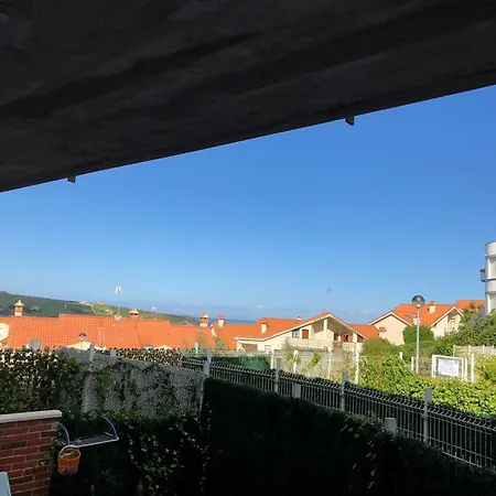 One Bedroom At 300 M Away From The Beach With Shared Pool And Wifi Appartement